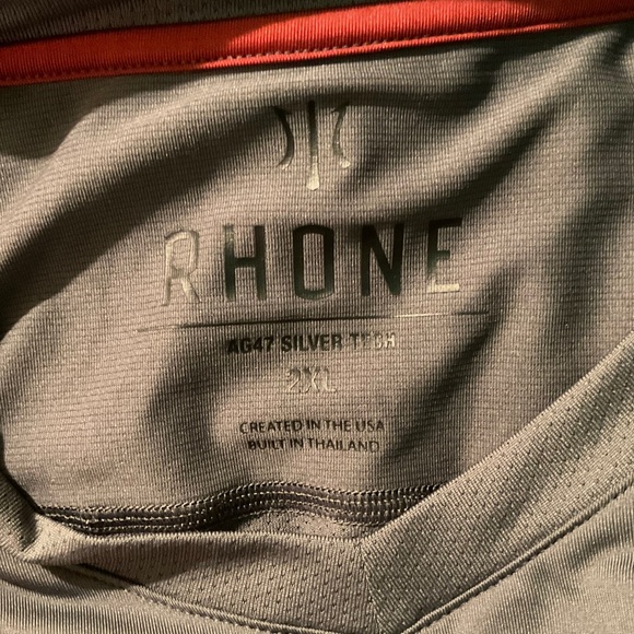 ** Rhône Reign Charcoal Color Top - Picture 2 of 6